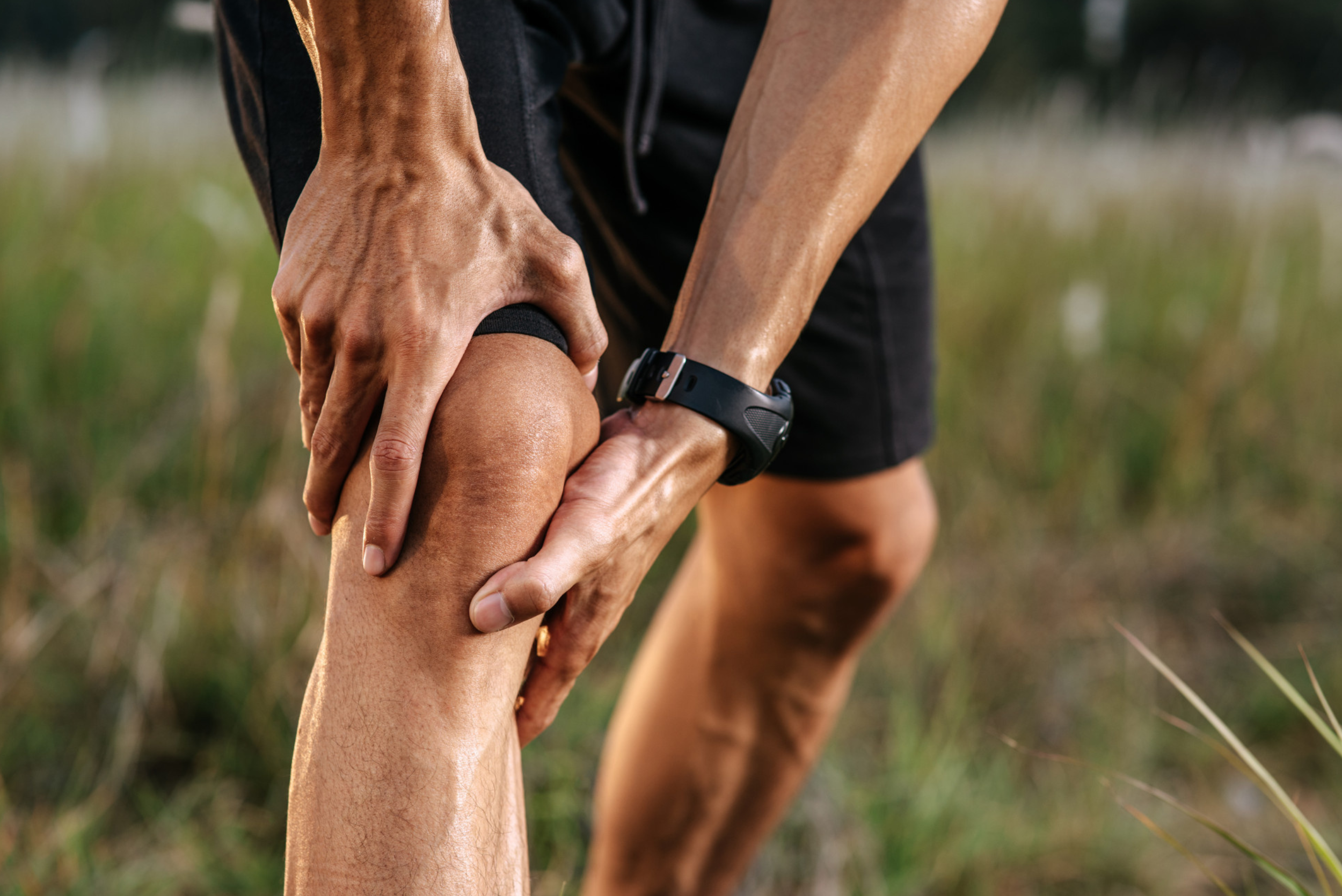 Lesione al Crociato: Cause, Sintomi e Prevenzione per un Ginocchio Sano Lesione al Crociato: Cause, Sintomi e Prevenzione per un Ginocchio Sano